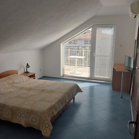 Family Hotel Maritime أتوبول المظهر الخارجي الصورة