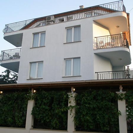 Family Hotel Maritime أتوبول المظهر الخارجي الصورة
